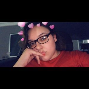 Meet your Posher, Myra